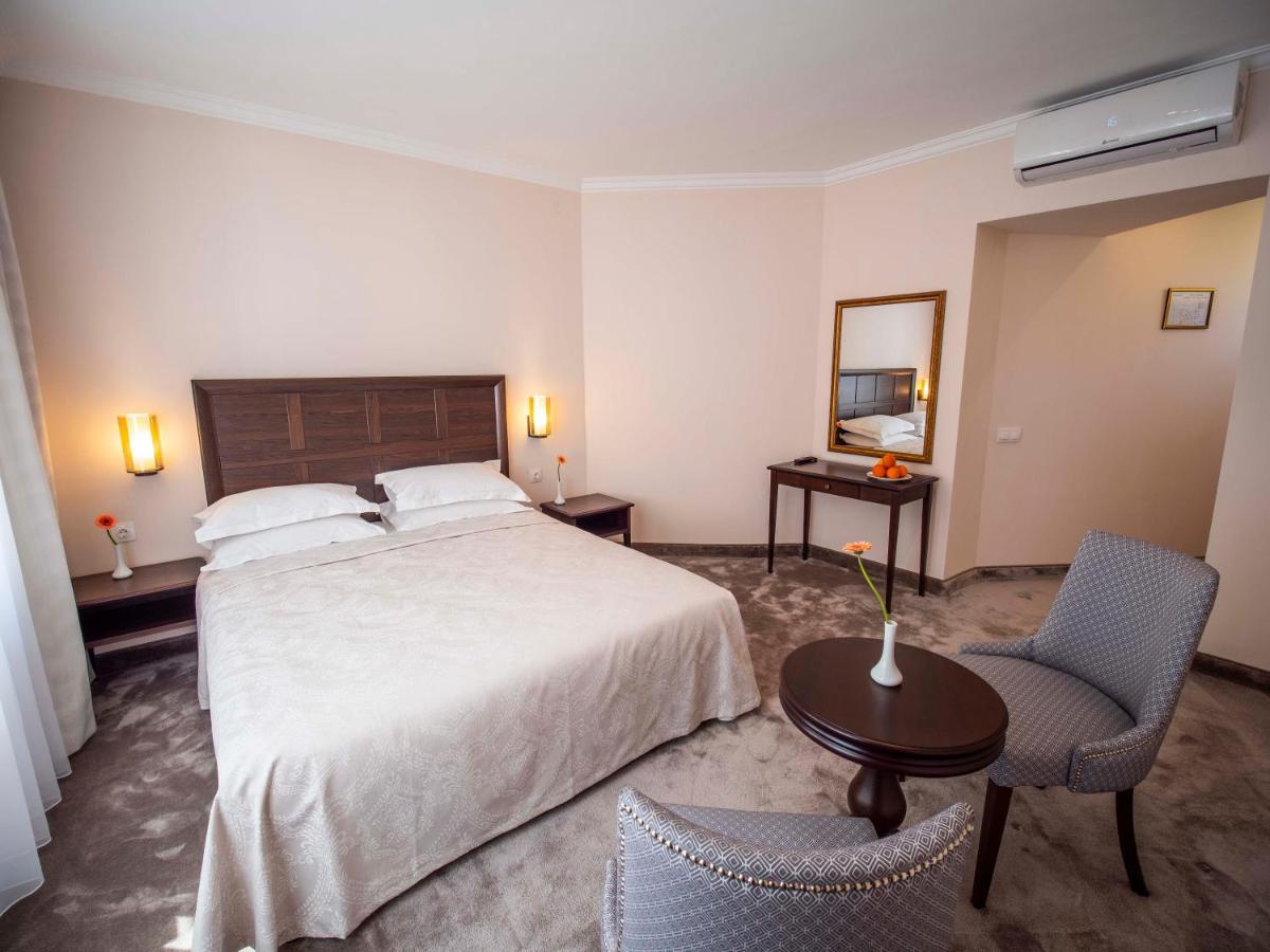 The Moon Boutique Hotel 3*
