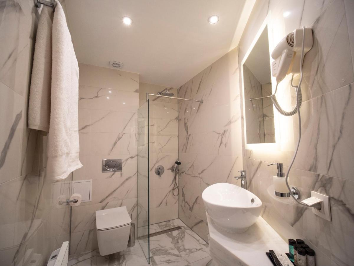 Hotel The Moon Boutique 3*
